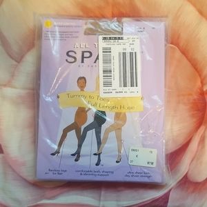 SPANX NWT Full Length Hose Nude Color Size E